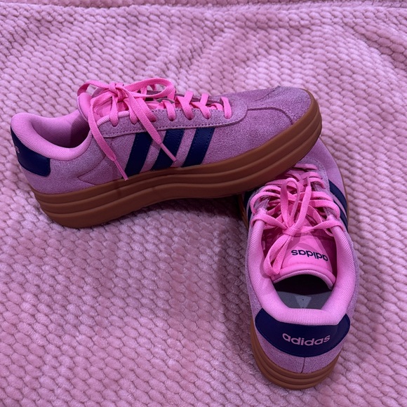Adidas Women's Pink and Navy Sneakers - Picture 7 of 8
